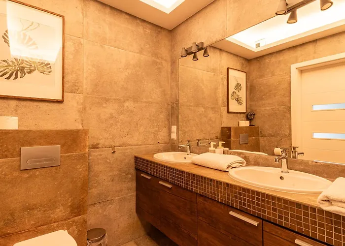 Grand - On The 17th Floor With Panorama Daire *